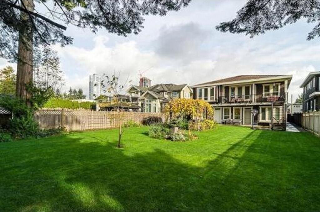 Imperial House Bed & Breakfast Burnaby Dış mekan fotoğraf