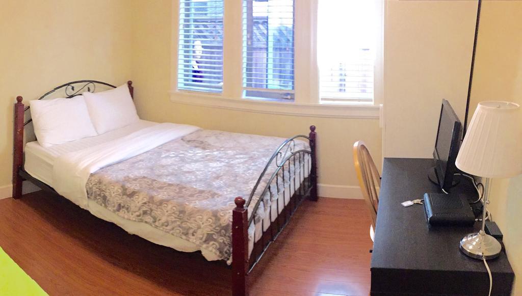 Imperial House Bed & Breakfast Burnaby Oda fotoğraf